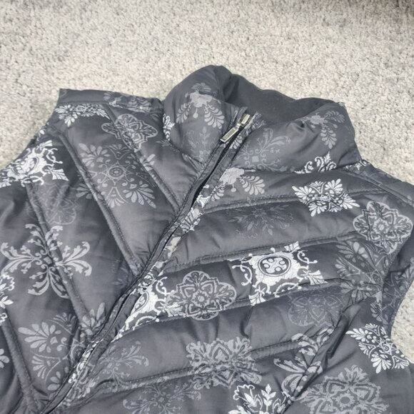 Eddie Bauer Jackets & Blazers - Eddie Bauer Puffer Vest Womens Small Goose Down Quilted Snowflake Print Floral